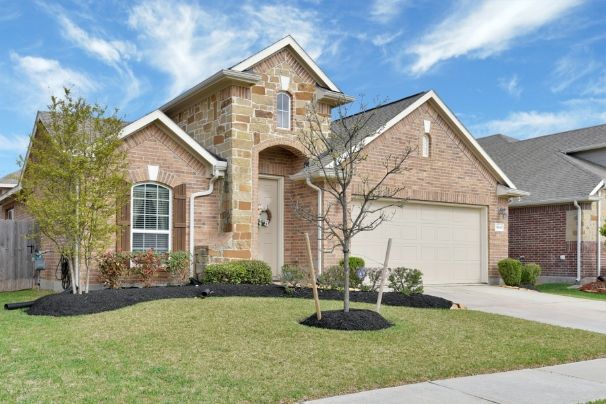 https://CarryB.NewConstructionHomesForYou.com